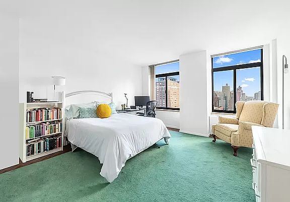 3rd image of 400 E 70th St APT 2804