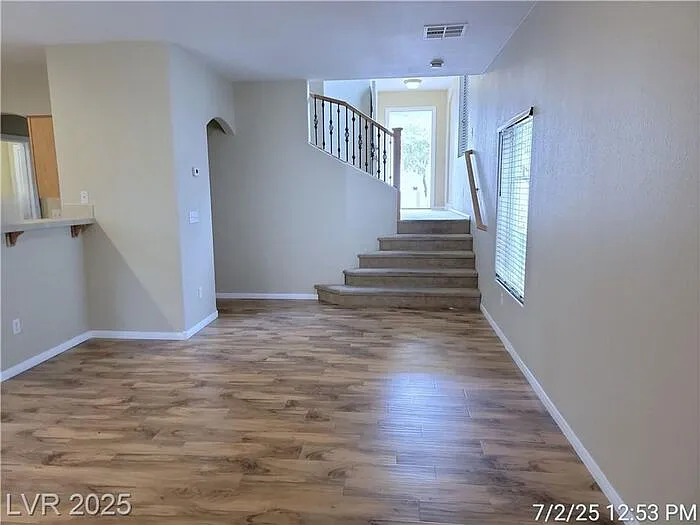 228 Friendly Ct — Photo 5