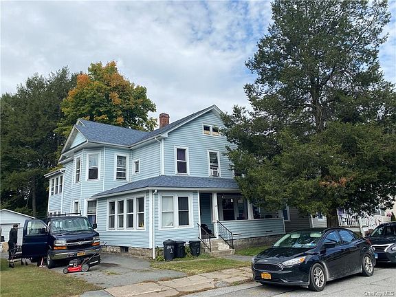 3rd image of 119 W Main St