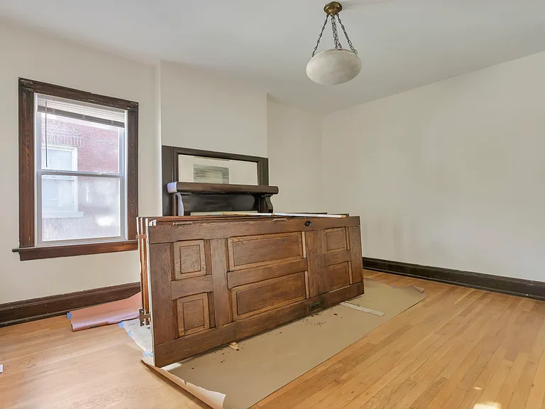 58 Winner Ave — Photo 8