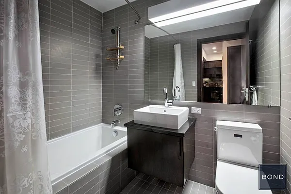 Sold by Bond New York | media 16
