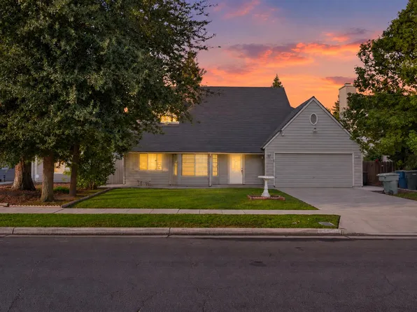 4129 W Regency Ave, Fresno, CA 93722