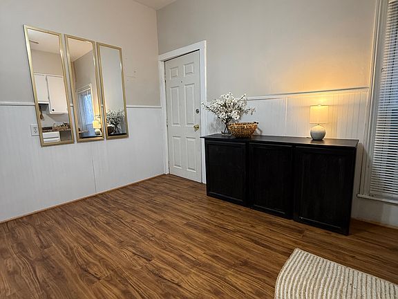 4th image of 522 1/2 Fleming St