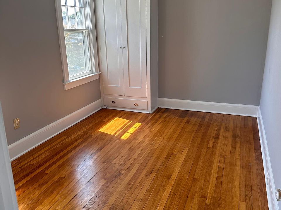 1st image of 217 E High St Floor 1