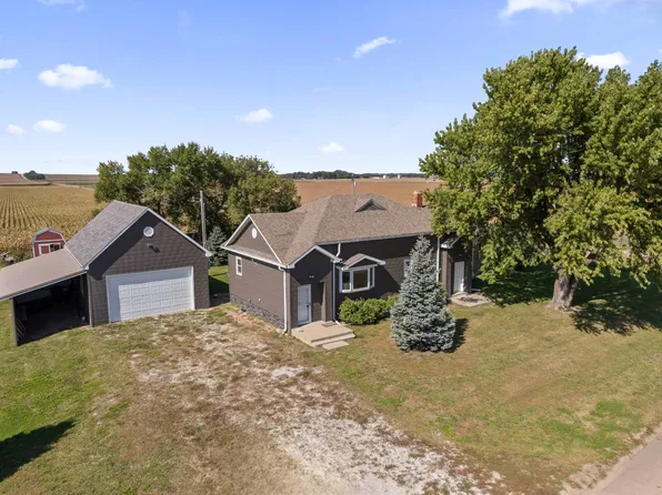 3203 300th Ave, Saint Edward, NE 68660