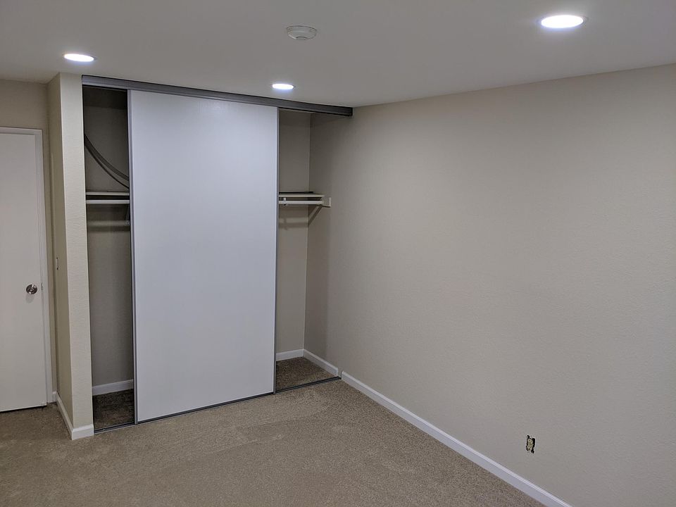 1st image of 39865 Cedar Blvd