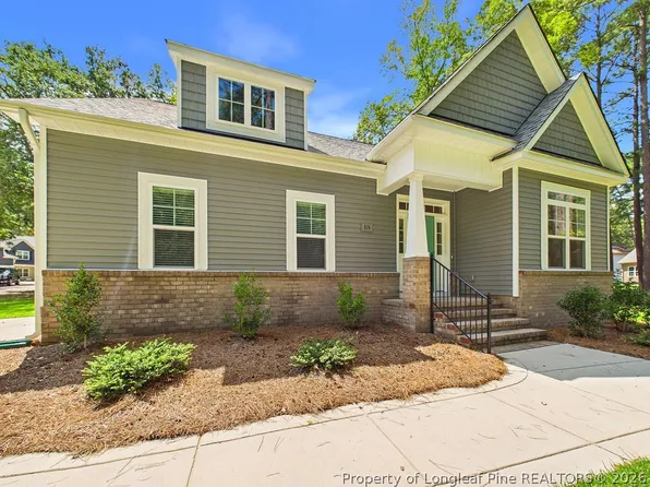 816 Red Hawk Pl, Vass, NC 28394