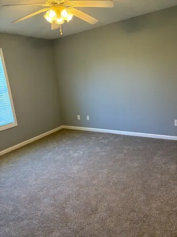 598 Clear Cir — Photo 2