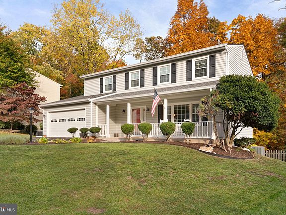 3rd image of 12529 Hedges Run Dr
