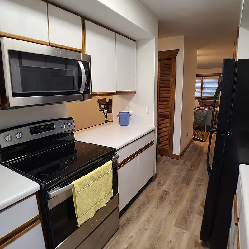 2 bed, 2.0 bath, 1200 sqft, $1,800 — Photo 3