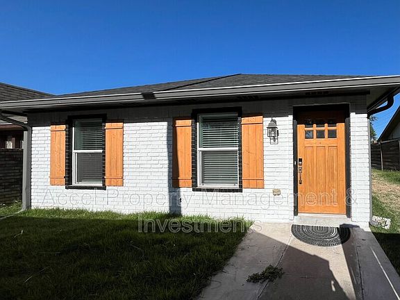 3rd image of 4701 N 6th St