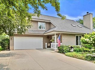 W218N9764 Happy Hollow Ln, Colgate, WI 53017