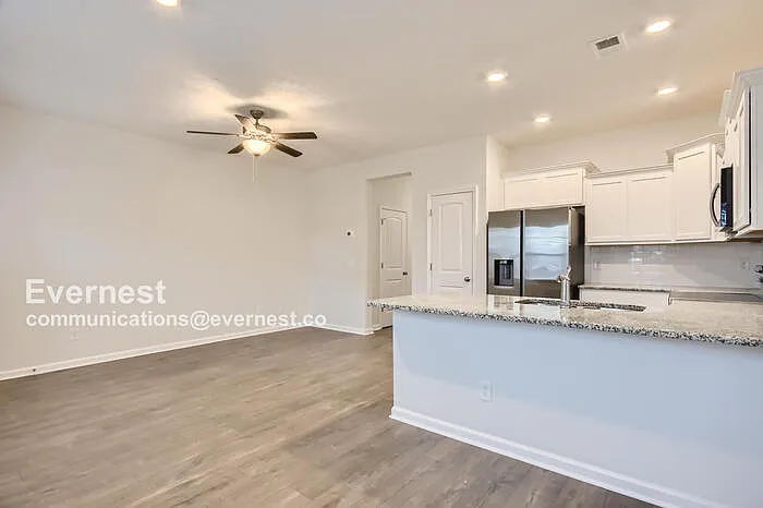 307 Raines Ct — Photo 7