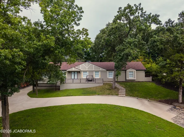 329 Sterling Price Rd, Jefferson City, MO 65109