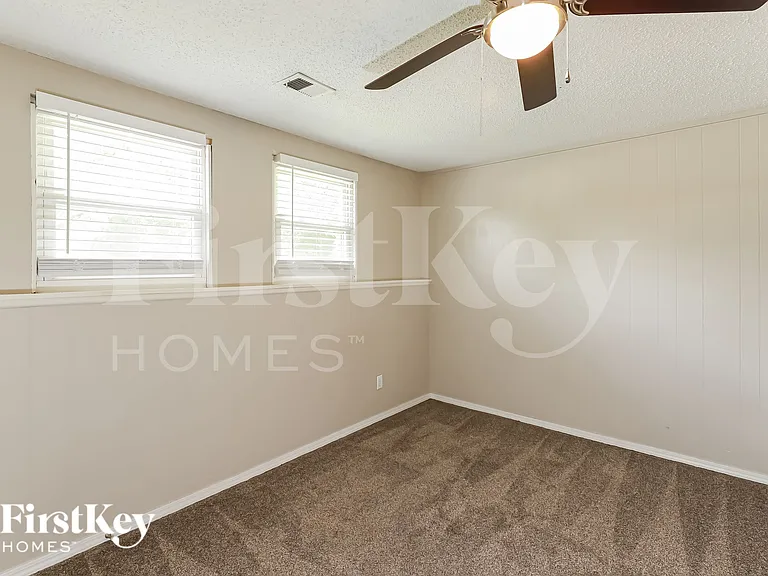 1111 Owen Dr — Photo 12