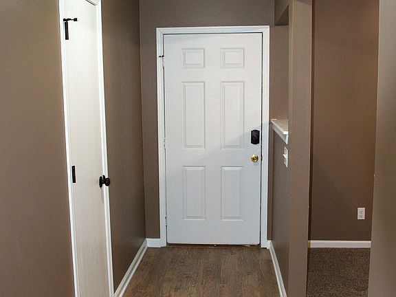 2nd image of 413 Winner Ave Unit B