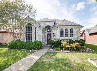 2129 Amber Spgs, Mesquite, TX 75181
