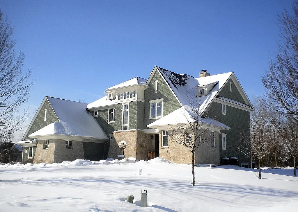 115 Equestrian Way photo 1