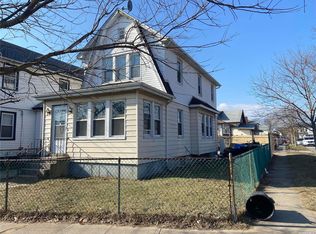 18821 Williamson Ave, Springfield Gardens, NY 11413