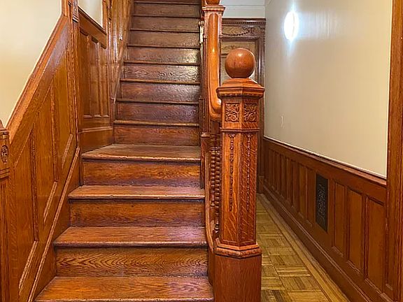 3rd image of 386 Sterling Pl #1