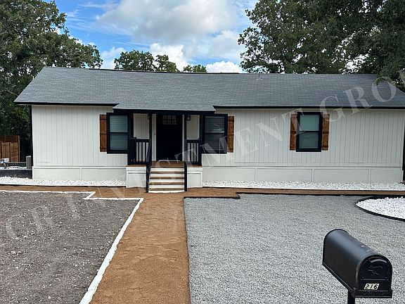 4th image of 216 Flint Ridge St