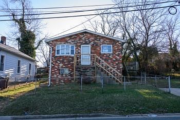 2nd image of 4217 Quinn St