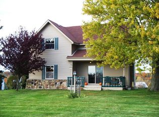 7569 E Hopewell Rd, Avilla, IN 46710