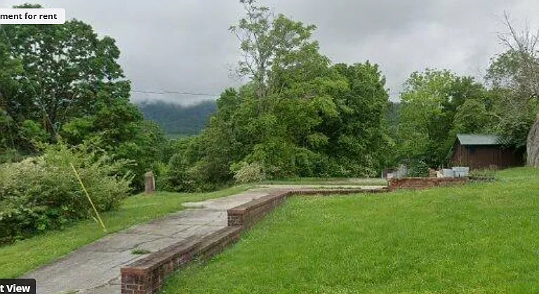 203 S Ridge Ave — Photo 1