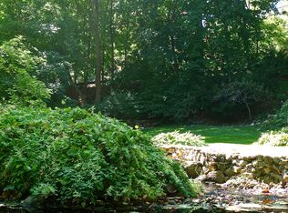 20 Raymond St, Darien, CT 06820