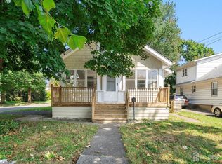 190 Shepherd Ave, Middlesex, NJ 08846