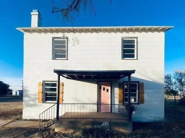 416 W 4th St, Post, TX 79356