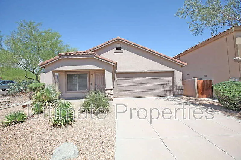3 bed, 2.0 bath, 1702 sqft, $3,245 — Photo 1