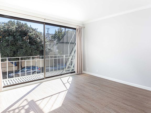 5th image of 1884 Greenwich St APT 102