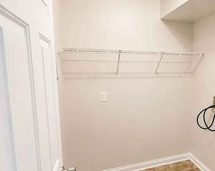 310 Pigeon Ct — Photo 6