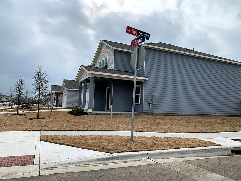 178 Shiro Dr — Photo 2