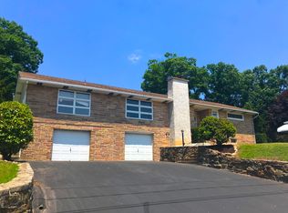 14 Airport Rd, Hazleton, PA 18202