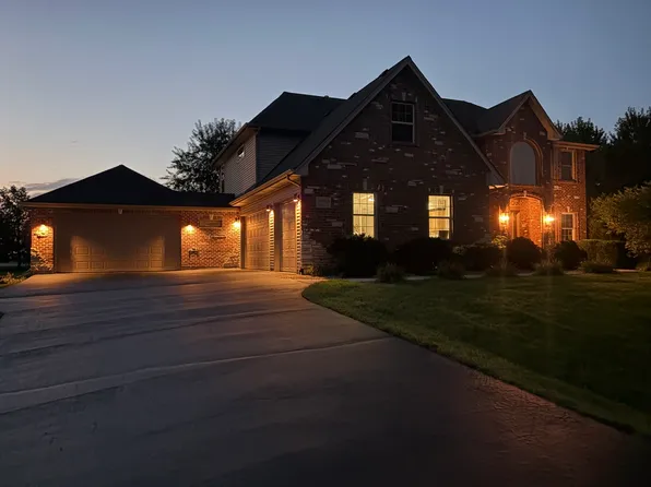 366 Tallgrass Ln, Yorkville, IL 60560