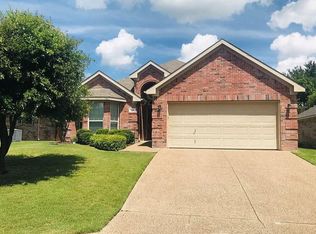 219 Carriage Dr, Willow Park, TX 76087