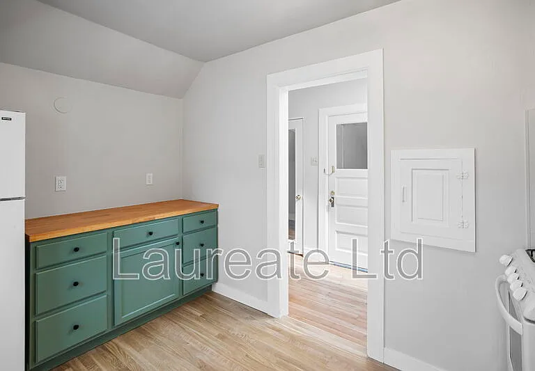 1432 Gaylord St #4 — Photo 8