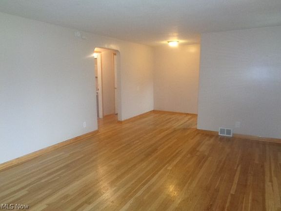 3rd image of 9906 Emerson Dr