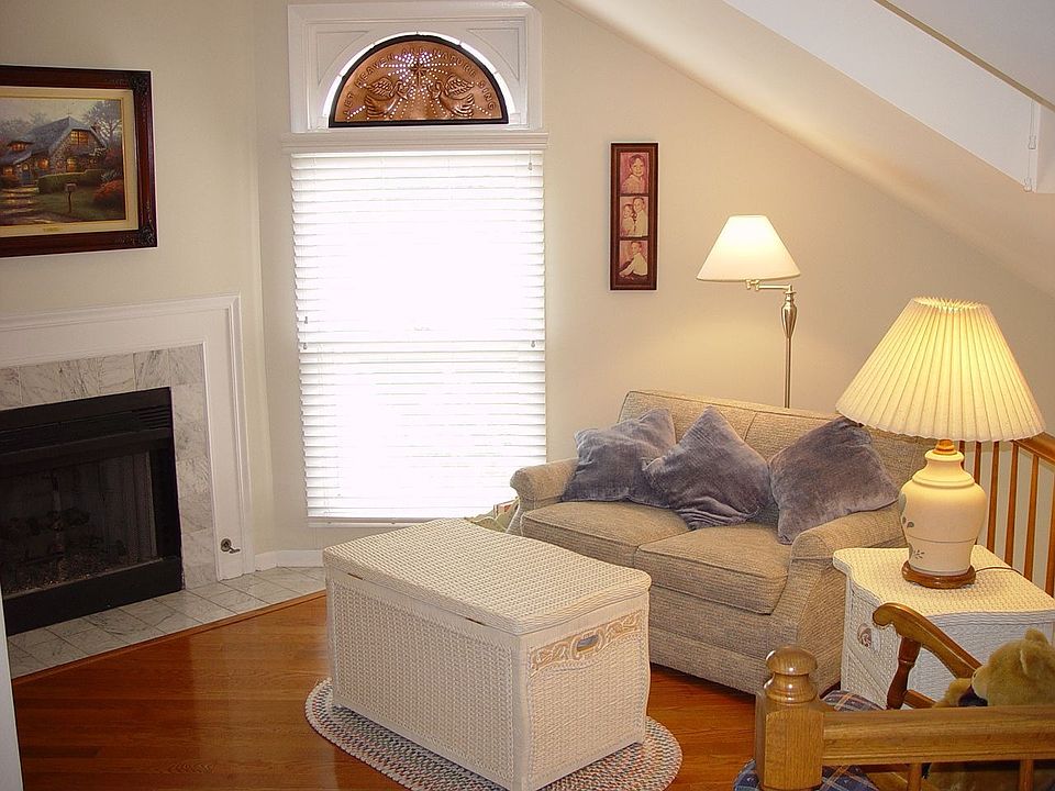 Loft/Family Room