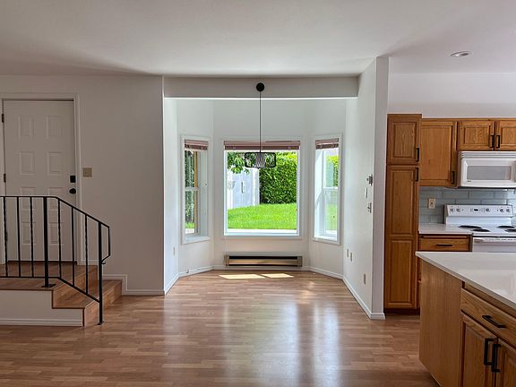 3rd image of 6409 138th Pl SE