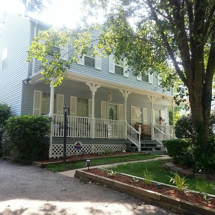 Exterior (Front)