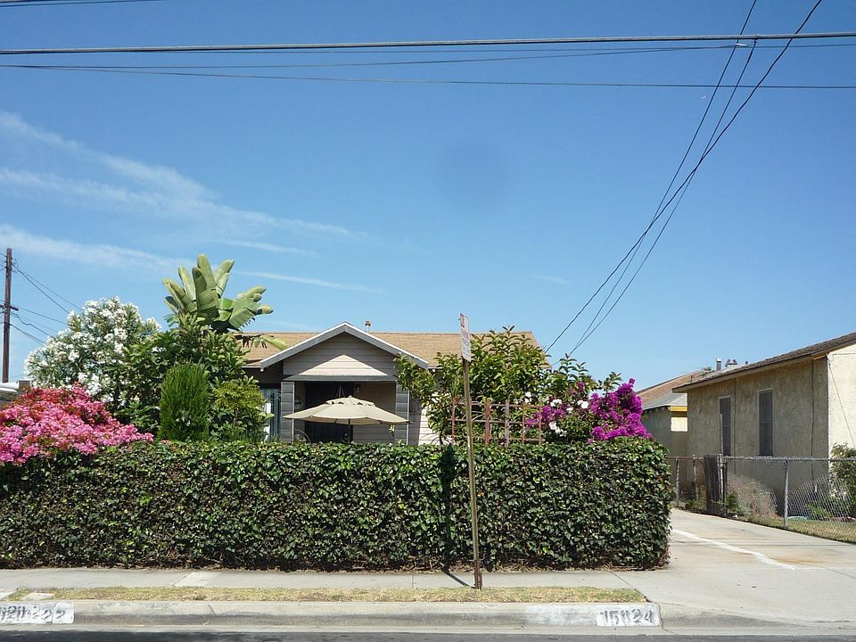 1st image of 15624 Grevillea Ave