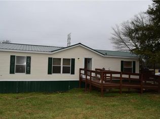 1805 Spring Creek Rd, Estill Springs, TN 37330