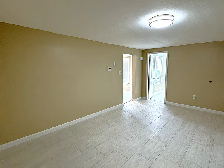 79 Main St #3 — Photo 10
