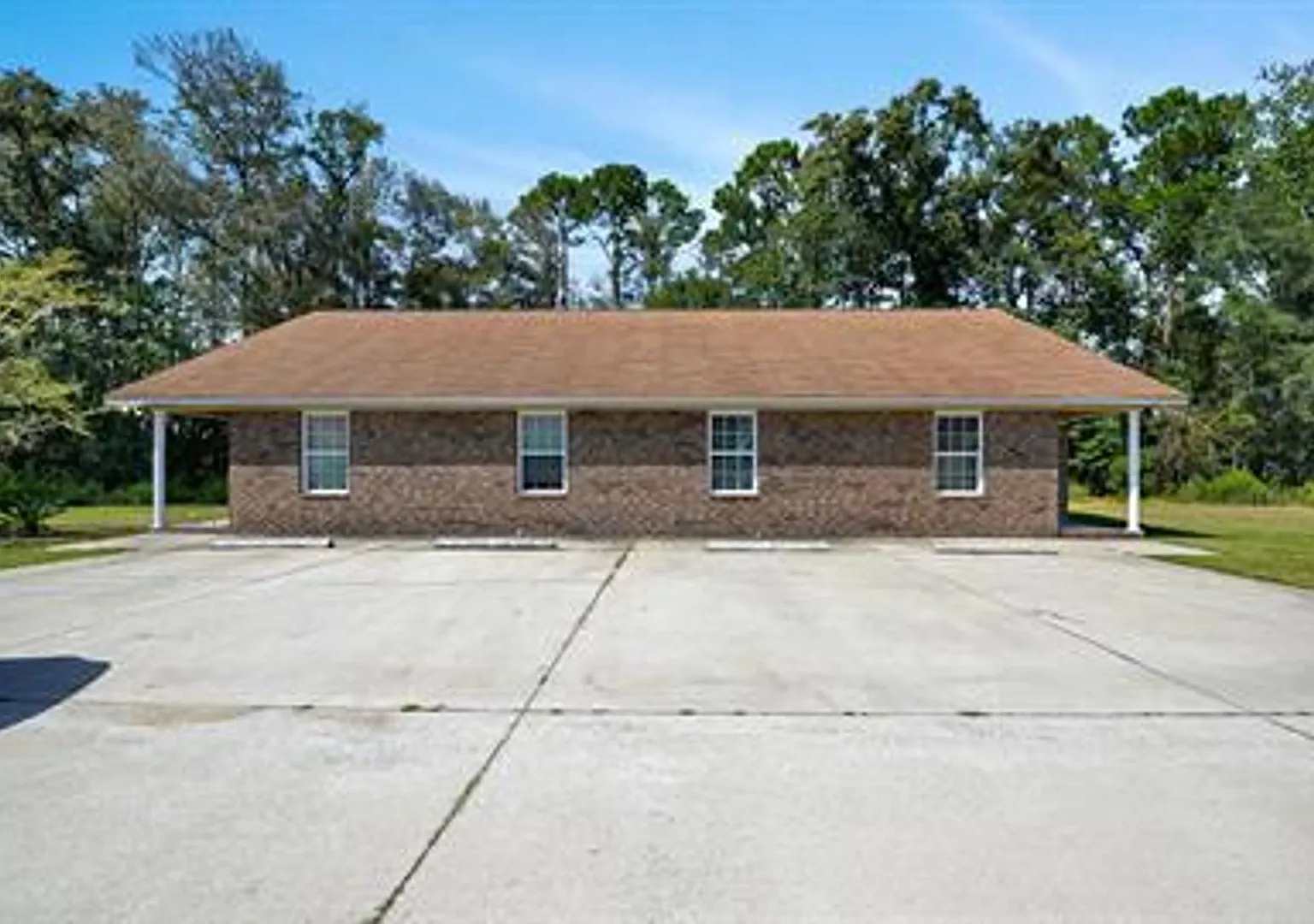 38 Webb Court NE — Photo 1
