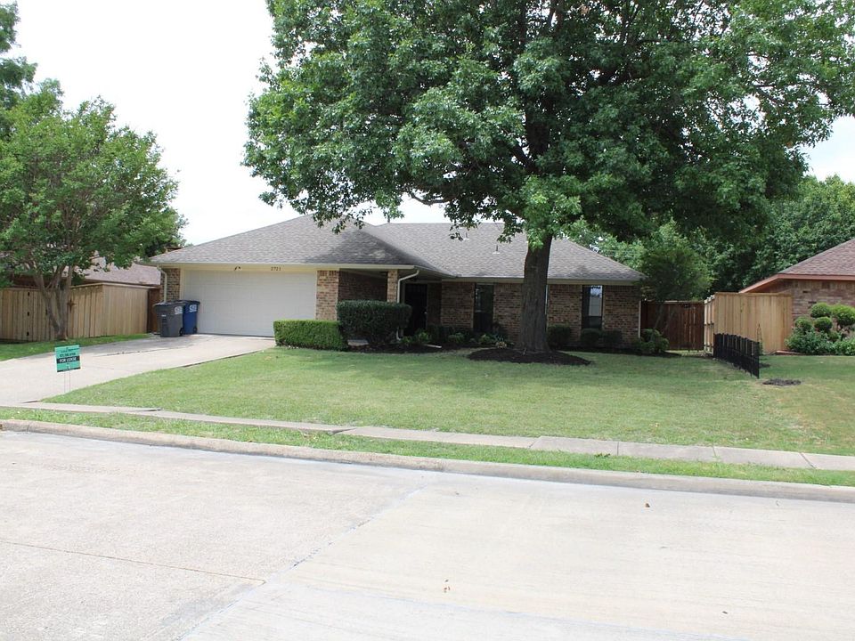 1st image of 2721 Herring Cir