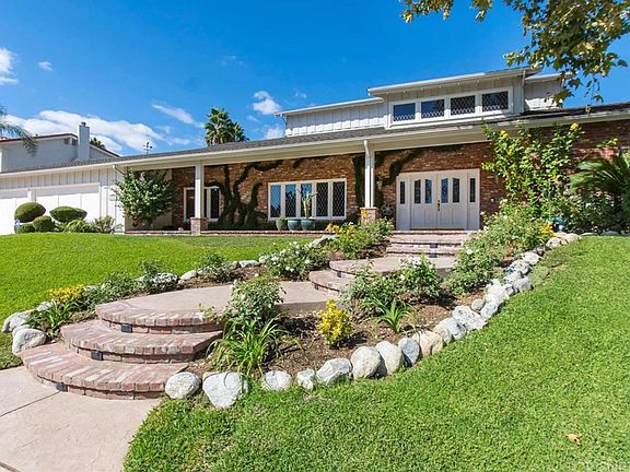 5th image of 24137 Vista Hills Dr