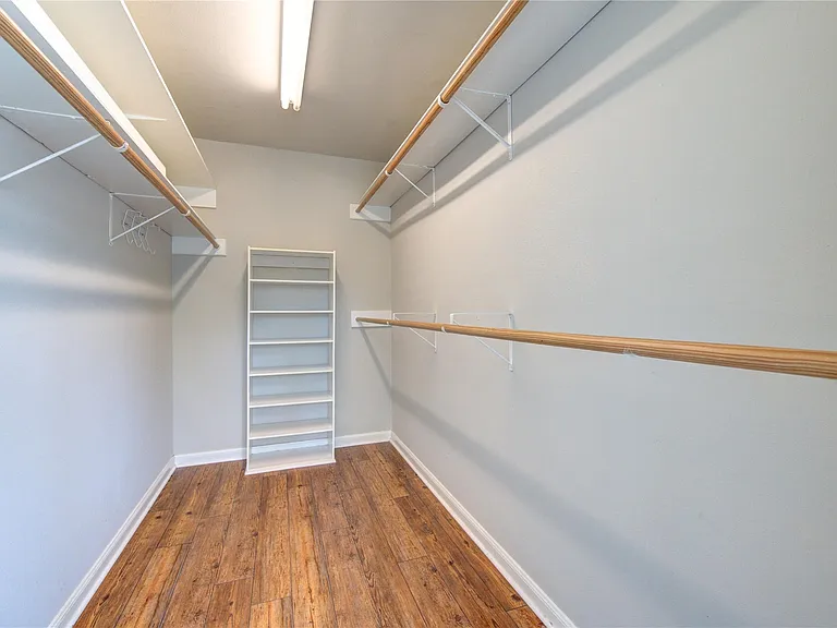 438 E Fair Harbor Ln — Photo 22